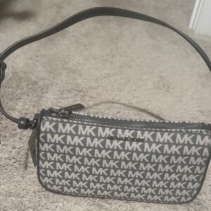New Micheal Kors small jet set purse